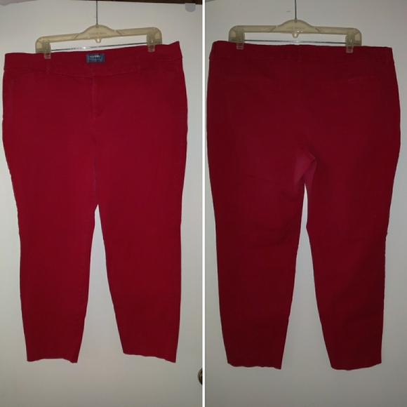 🤩BOGOFREE🤩 Size 18 Old Navy Red Capri Crop Pants - Picture 1 of 4